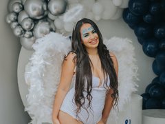 AliPetite - female with black hair webcam at ImLive