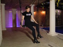 AliceWarren - female with black hair and  small tits webcam at ImLive