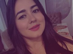 AliciaDone - female with black hair webcam at ImLive