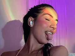 AliciaNahara - female with black hair webcam at ImLive