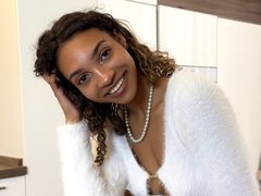 AlishaOnde from ImLive