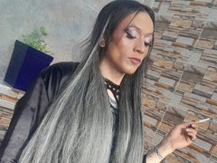 AlishaaNixxx - shemale webcam at ImLive