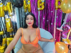 alisruizz - female with black hair and  big tits webcam at ImLive