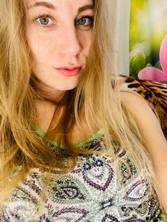 AmeliaSolar - blond female with  small tits webcam at ImLive