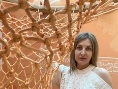 Amelia_Black - female with brown hair and  big tits webcam at ImLive