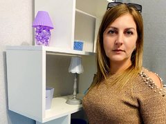 Amelia_Black - female with brown hair and  big tits webcam at ImLive