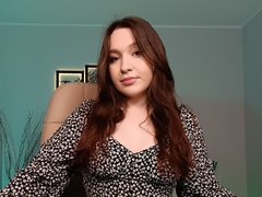 Amelia_Warner from ImLive