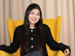 AmeliyaAyrton from xLoveCam