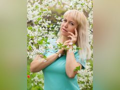 AnaBerry from xLoveCam