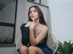 AnaStele - female with brown hair webcam at ImLive