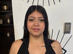 AndreaGomeez_ - female with brown hair and  big tits webcam at ImLive