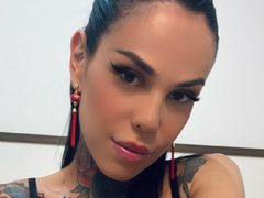 AndyInk - female with black hair webcam at LiveJasmin