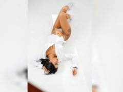 AnetteLawrence1 - female with black hair and  small tits webcam at ImLive