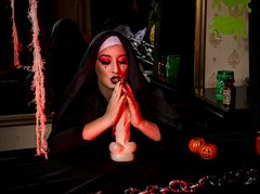 AngelaDevilis - female with brown hair and  big tits webcam at ImLive