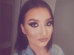 AngelaDevilis - female with brown hair and  big tits webcam at ImLive