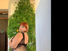 WonderDo - blond female with  big tits webcam at ImLive