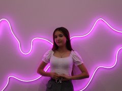 AngelikaFaber - female with brown hair webcam at LiveJasmin