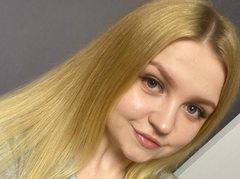 AnitaVine from xLoveCam