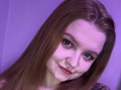 AnitaVine from xLoveCam