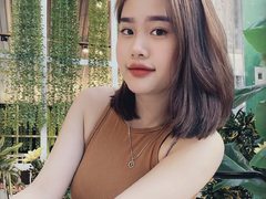 Anna0132 - female webcam at ImLive