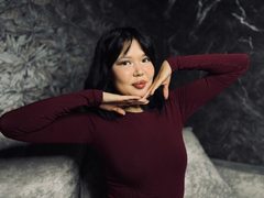 AnnabelVennis - female with black hair and  small tits webcam at LiveJasmin