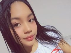 AnnabellaSmithX - female with black hair webcam at ImLive