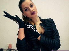 SweetAlexiaXXX - female with brown hair and  small tits webcam at ImLive