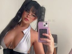 AnnieJoliee - female with black hair and  big tits webcam at LiveJasmin