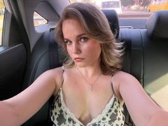 Annyloveyou3883 from ImLive