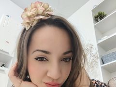 AnyaHappiness - female with brown hair and  big tits webcam at ImLive