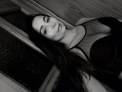 ArcticKissaX - female with brown hair and  small tits webcam at ImLive