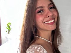 AriGarcia from ImLive