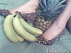 AriaCoffins - female with black hair and  big tits webcam at ImLive