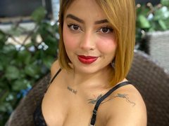 ArianaAlvarez938 - blond female webcam at ImLive