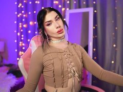 Ariana_Cute from ImLive