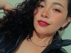 AriannaCherry_ - female webcam at ImLive