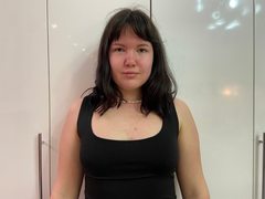 AriellaCute - female with black hair and  big tits webcam at ImLive