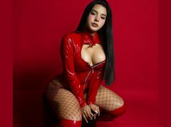 Artemisastonne - female with black hair webcam at ImLive