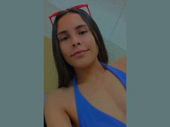 AshleyDeLuca_ - female webcam at ImLive