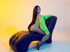 AshleyRouser - female with black hair webcam at LiveJasmin