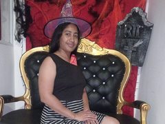 AstridHot09 - female webcam at ImLive