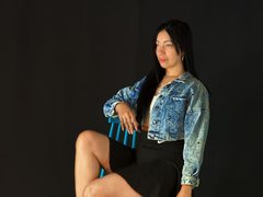 AshlyJhons - female with black hair webcam at LiveJasmin