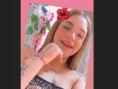 asimonapaezcm1 - blond female webcam at ImLive