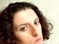 AudreyDaisy - female with brown hair and  small tits webcam at xLoveCam