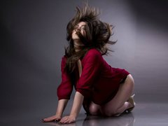 AudreyPierce - female with brown hair webcam at ImLive