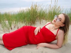 AuroraEris - blond female with  big tits webcam at LiveJasmin