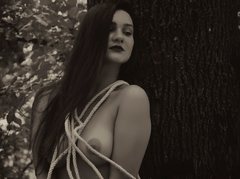 AvaTwist - female with black hair webcam at LiveJasmin