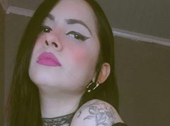 BabeCuteX - female with black hair webcam at xLoveCam