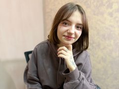 Ayumi_21 - female with brown hair and  small tits webcam at ImLive