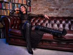 AztekaMiss - female with black hair webcam at ImLive